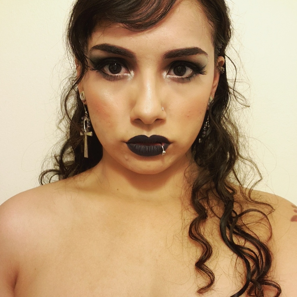 Meet your Posher, Sydney